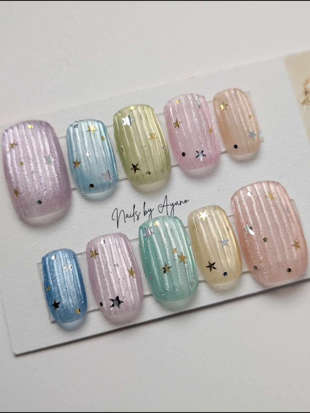 Cat Eye Pastel Press-On Nails | Star Accents | Textured Design - Picture 2 of 3